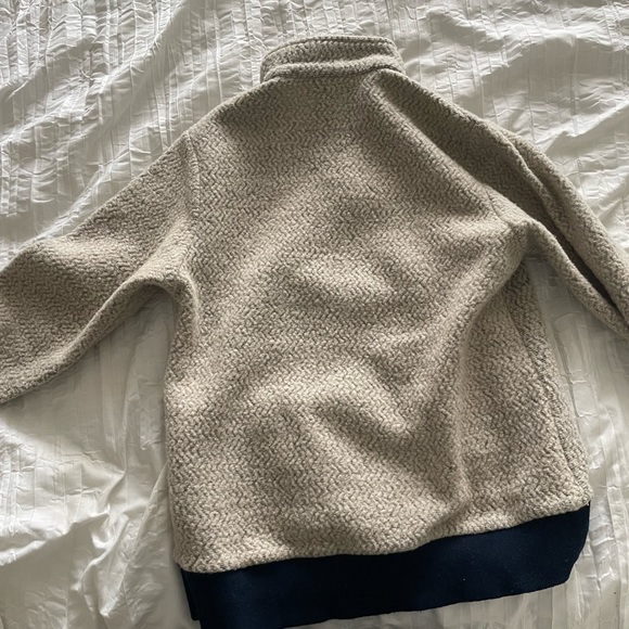 Patagonia XS women’s fleece. Quarter zip. Oatmeal and navy - Picture 4 of 4